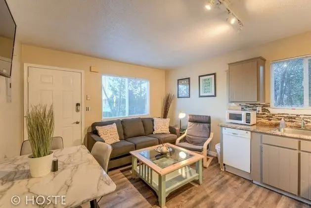 Ev (2 Bedrooms)