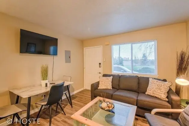 Ev (2 Bedrooms)