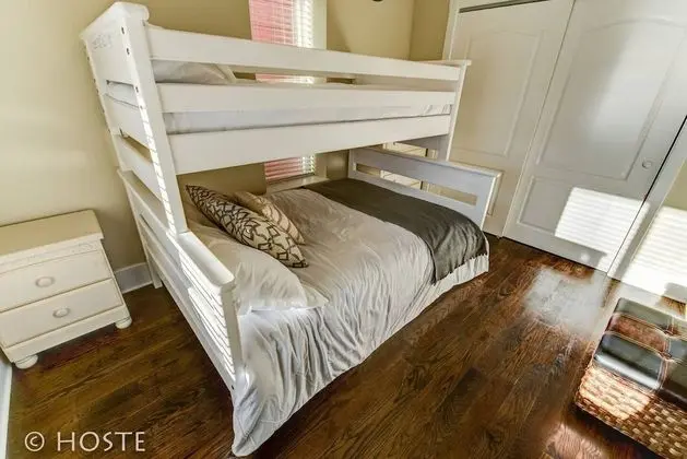 Ev (2 Bedrooms)