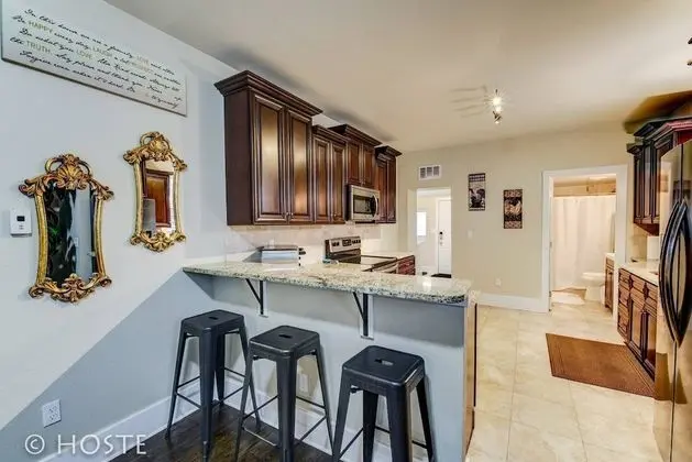 Ev (2 Bedrooms)