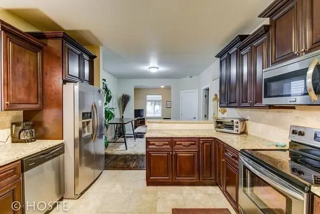 Ev (2 Bedrooms)
