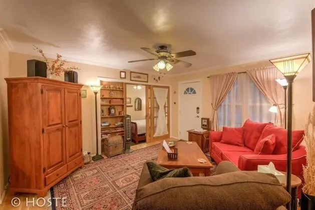 Ev (2 Bedrooms)