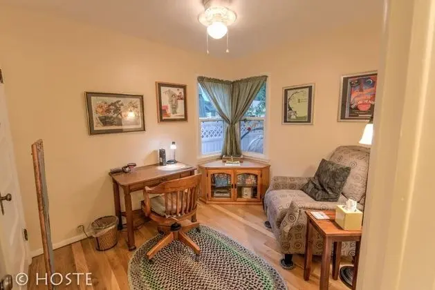 Ev (2 Bedrooms)