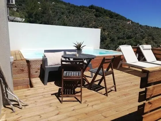 Apart Daire, 2 Yatak Odası, Balkon