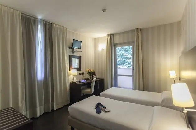 Economy İki Ayrı Yataklı Oda