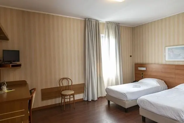 Economy İki Ayrı Yataklı Oda