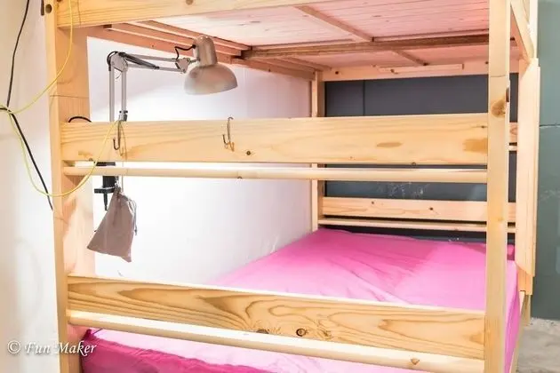 Ortak Ranzalı Oda, Karma Ranzalı Oda (Bunk Bed)