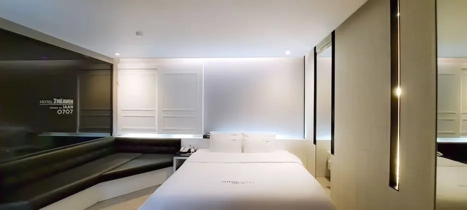 Deluxe Tek Büyük Yataklı Oda, Sigara İçilebilir