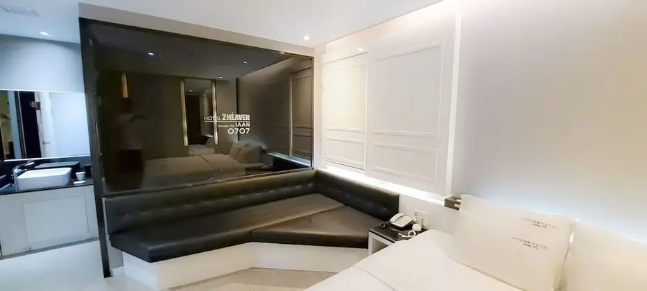 Deluxe Tek Büyük Yataklı Oda, Sigara İçilebilir