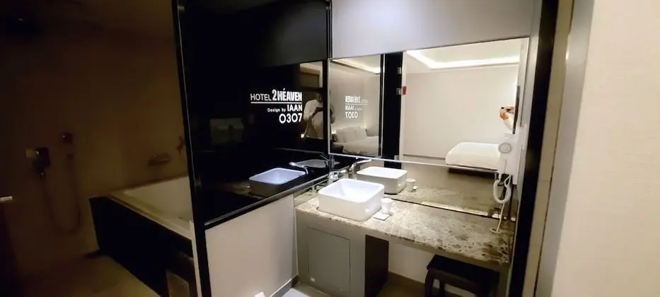 Deluxe Tek Büyük Yataklı Oda, Sigara İçilebilir