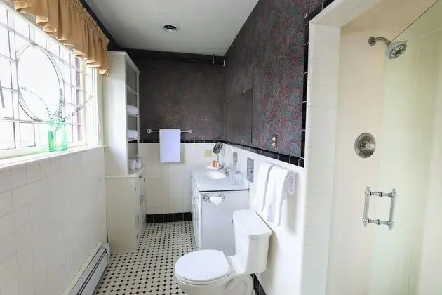Deluxe Oda, 1 Büyük (Queen) Boy Yatak, Banyolu/Duşlu, Göl Manzaralı