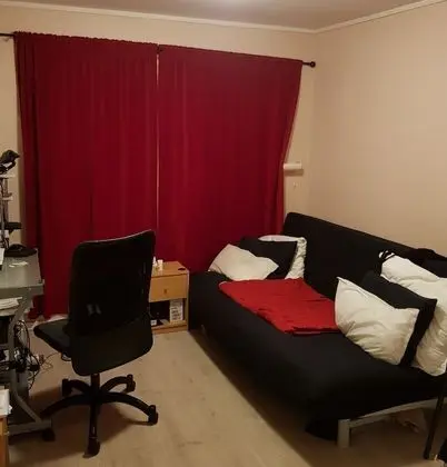 Basic Oda, Ortak Banyo (Sofa bed outside of the room)