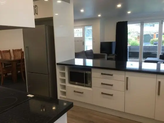 Traditional Ev, 4 Yatak Odası, Tepe Manzaralı, Bahçeli