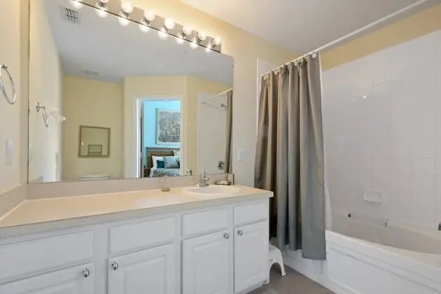 Ev (3 bed 3 bath villa w/ private pool - )