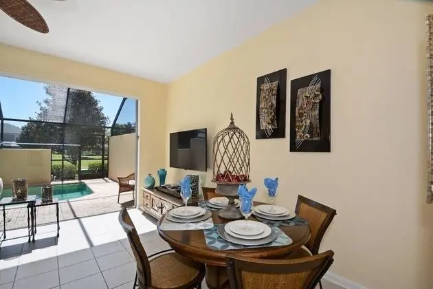 Ev (3 bed 3 bath villa w/ private pool - )
