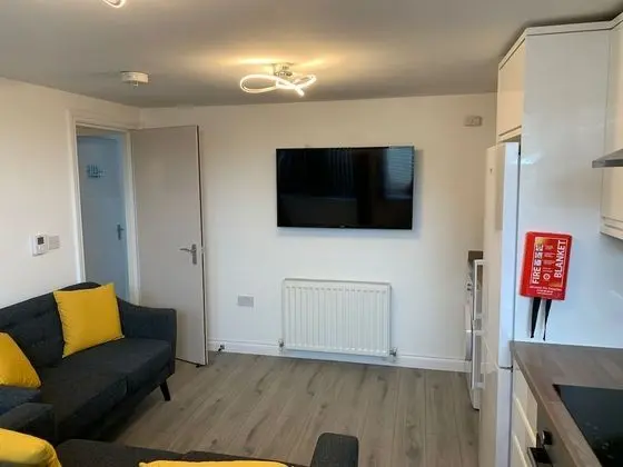 Apart Daire, Özel Banyo (Waterloo)