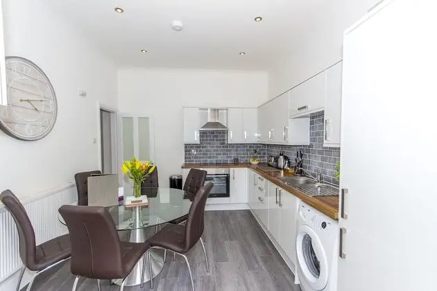 Apart Daire, Özel Banyo, Bahçe Manzaralı (Raleigh )