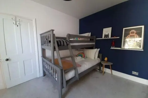 Ev (3 Bedrooms)