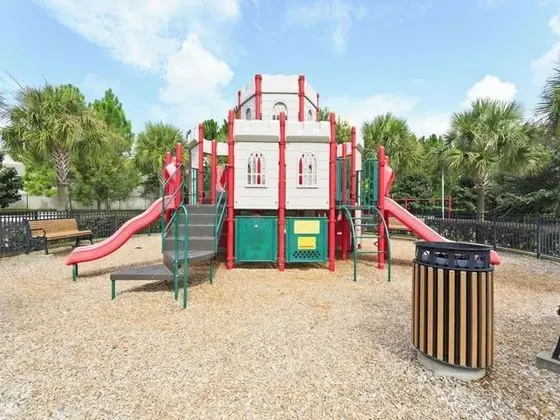 Ev (3 Bedroom Condo)