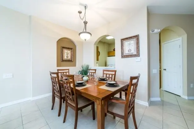 Ev (3 Bedroom Condo)