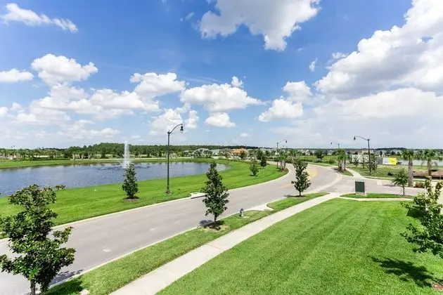 Daire (4721 UNIT208 Amazing Story Lake Brand)