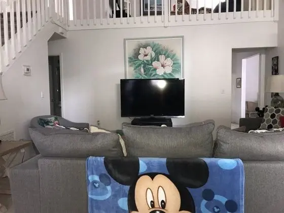 Ev (3 Bedroom Home with Private Screened )
