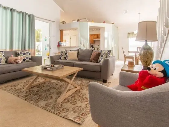 Ev (3 Bedroom Home with Private Screened )