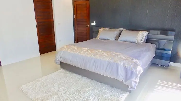 3 Bedrooms Villa