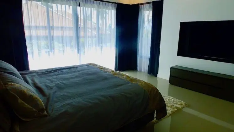 3 Bedrooms Villa