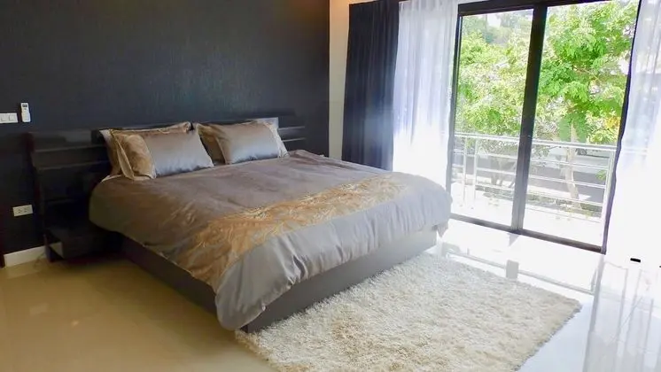 3 Bedrooms Villa
