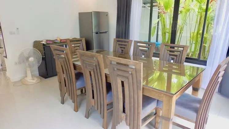 3 Bedrooms Villa