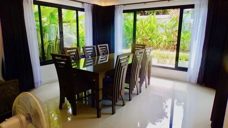 3 Bedrooms Villa