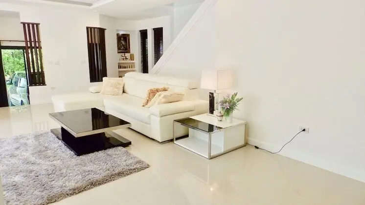 3 Bedrooms Villa