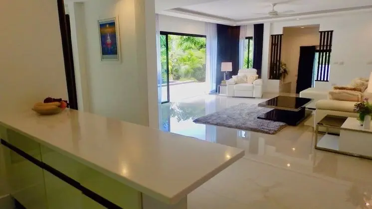 3 Bedrooms Villa