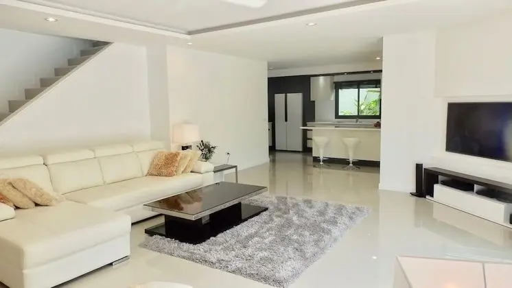3 Bedrooms Villa