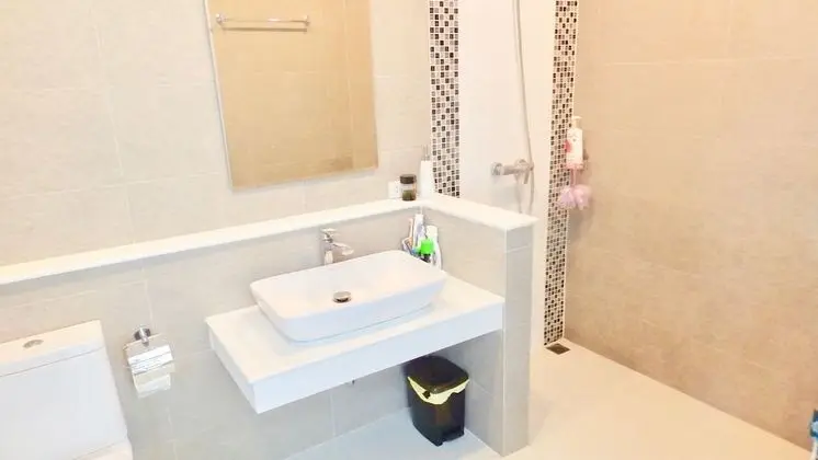 3 Bedrooms Villa