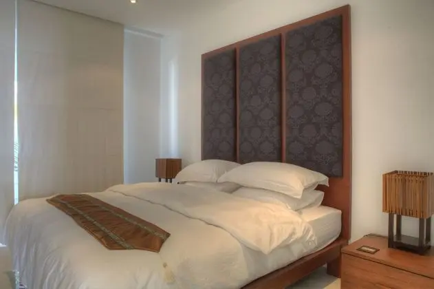 3-Bedroom Apartment with Sea View
