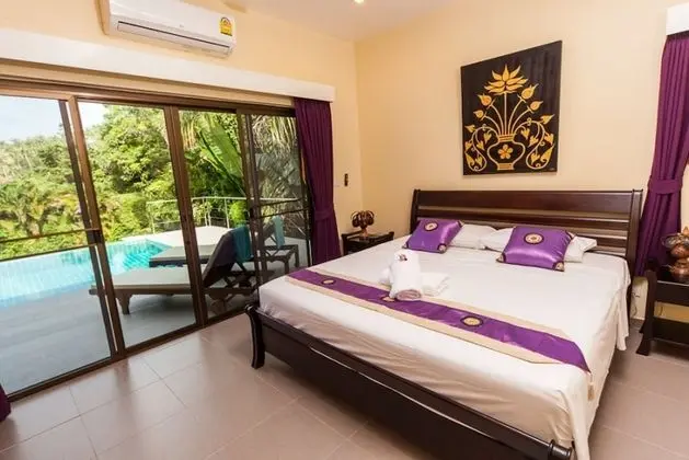 3 Bedroomed Villa Zanzibar - walk to beach