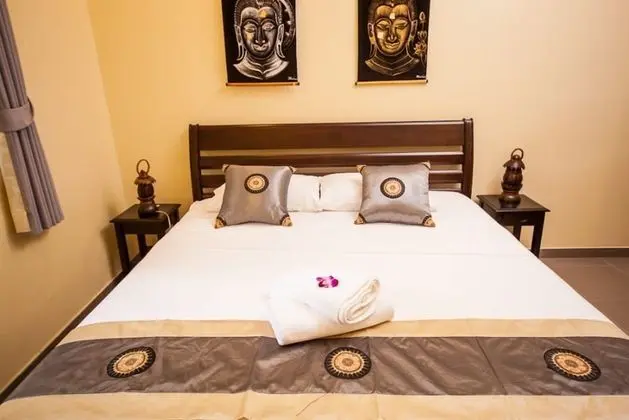 3 Bedroomed Villa Zanzibar - walk to beach