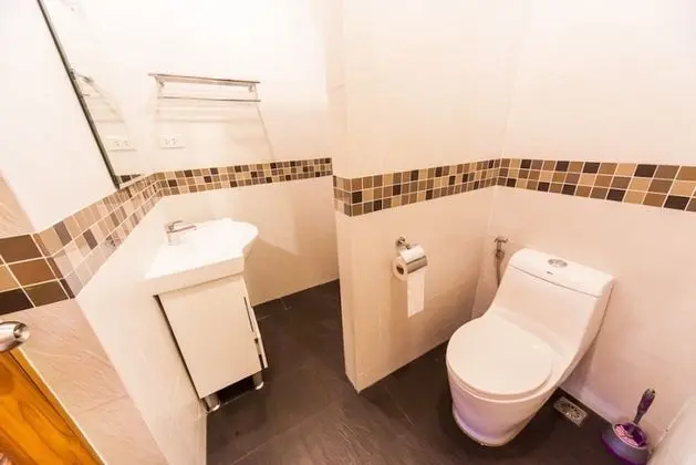 3 Bedroomed Villa Zanzibar - walk to beach