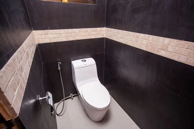 3 Bedroomed Villa Zanzibar - walk to beach