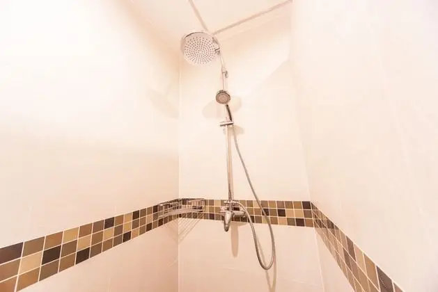 3 Bedroomed Villa Zanzibar - walk to beach