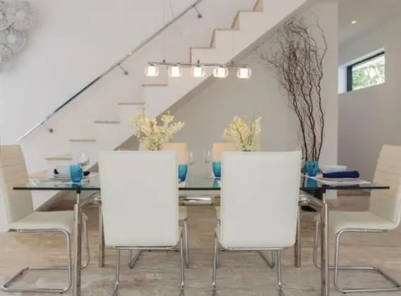 3 Bedrooms Villa