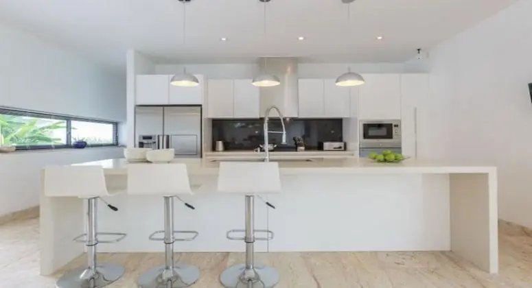 3 Bedrooms Villa