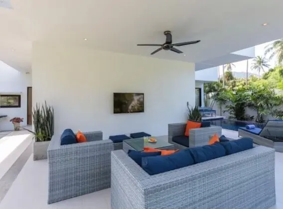 3 Bedrooms Villa