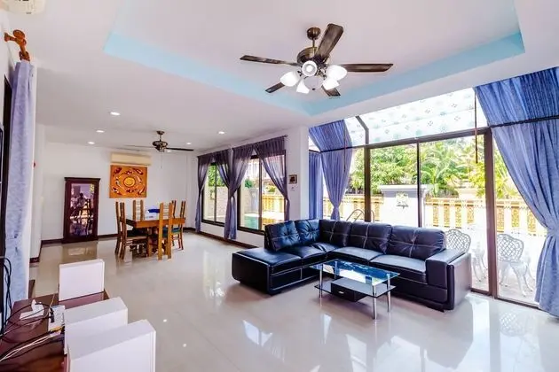 Economy Villa, 3 Yatak Odası, Kişiye Özel Havuzlu, Köşe