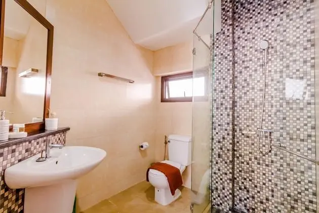 Economy Villa, 3 Yatak Odası, Kişiye Özel Havuzlu, Köşe