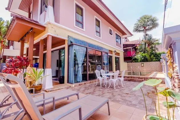 Economy Villa, 3 Yatak Odası, Kişiye Özel Havuzlu, Köşe