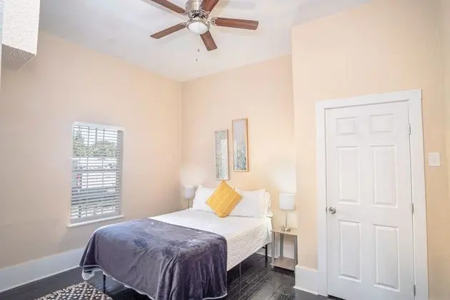 Ev (3 Bedrooms)