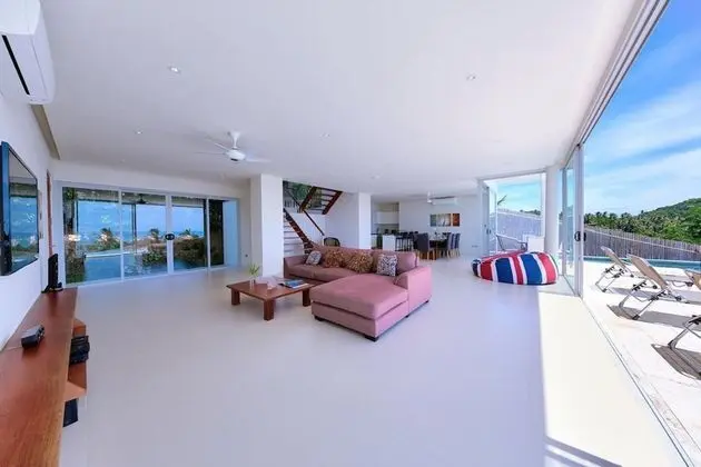 3 Bedrooms Villa